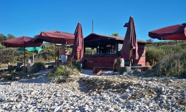 Beach bar Debeljak Kamenjak Premantura