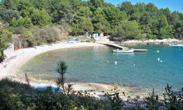 Podlokva Beach Kamenjak