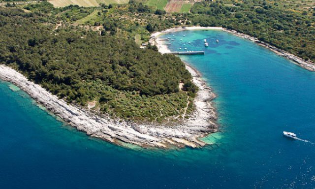 Polje Beach Kamenjak